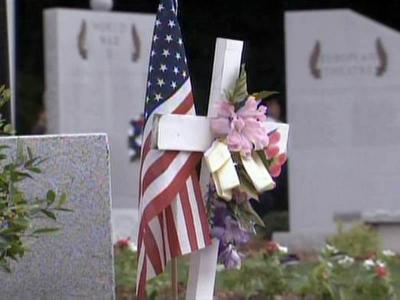 Fayetteville pays tribute to troops