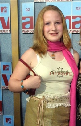 In this Aug. 29, 2002 file photo, Caroline Giuliani, daughter of former mayor Rudolph Giuliani, arrives at the MTV Video Music Awards at New York's Radio City Music Hall. Police say the 20 year old Harvard University student has been arrested, Wednesday, Aug. 4, 2010, after she was seen on video pocketing makeup at a New York City cosmetics store.(AP Photo/Tina Fineberg, File)
