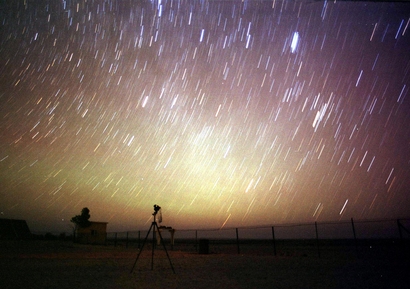 Stars outnumber Leonid meteors lighting up the ...