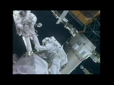 Astronauts conduct 2nd spacewalk
