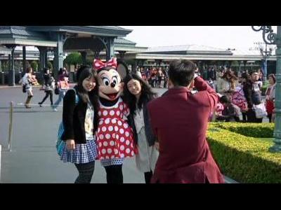 Tokyo Disney offers respite from quake