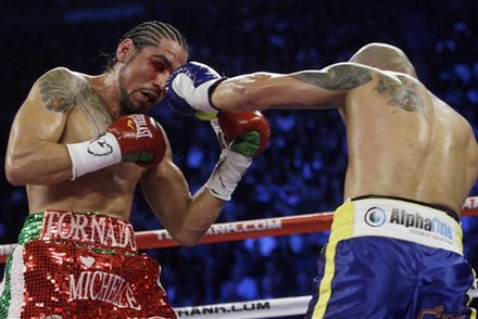 Miguel Cotto, Of Puerto Rico, Right, Punches