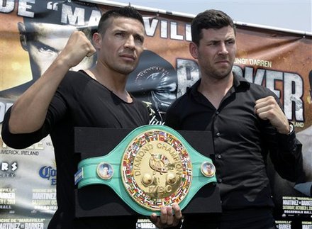 Boxer Sergio "Maravilla" Martinez, Left, From Quilmes, Argentina, HoldIng His Championship Belt, Poses For Photos With