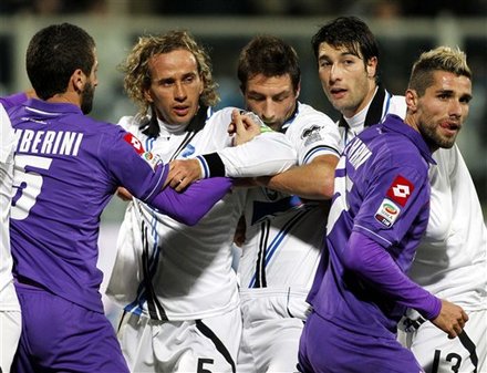 Fiorentina And Atalanta (in White) Players