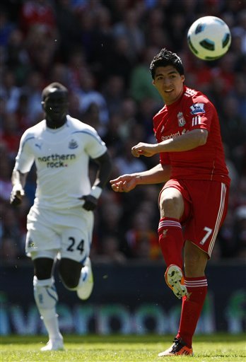 Liverpool's Luis Suarez In Action Against Newcastle