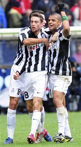 Juventus' Claudio Marchisio, Center, Celebrates