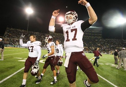 Texas A&M Quarterback Ryan Tannehill (17) Celebrates