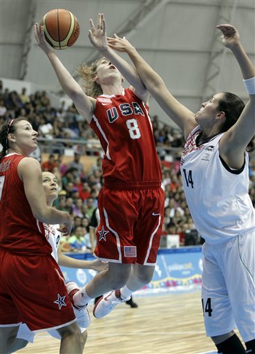 Stewart From United States, Center, Shoots