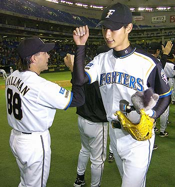 Iconic ace Darvish pushes Japan's boundaries - MLB - Yahoo! Sports