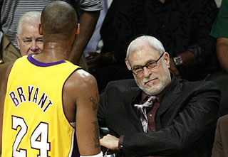 Jackson with Lakers guard Kobe Bryant.