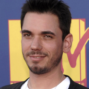 DJ AM Released From Hospital, Back in L.A. <br />    (E! Online)