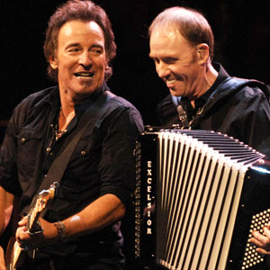 Bruce Springsteen Preps for the Big Game <br />    (E! Online)