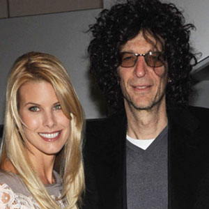Howard Stern Hitched in All-Star Wedding(E! Online)